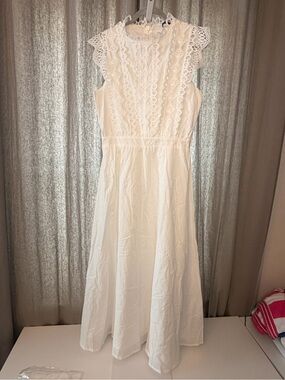 VALENTINE BOUTIQUE Lace-Trim White Sleeveless Midi Dress